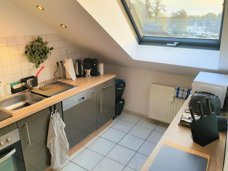 Modernes Und Ruhiges Appartement Mit Loggia Marl Buitenkant foto