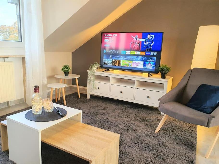 Modernes Und Ruhiges Appartement Mit Loggia Marl Buitenkant foto