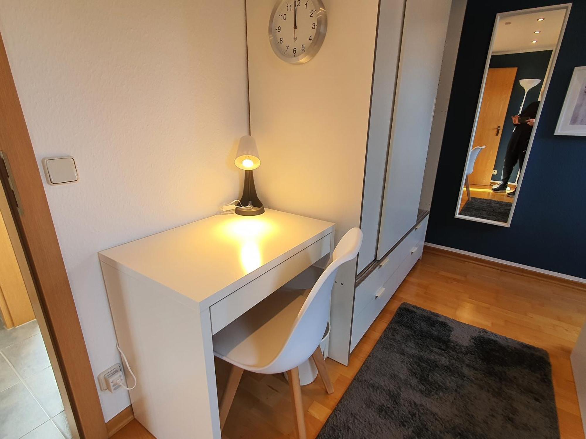 Modernes Und Ruhiges Appartement Mit Loggia Marl Buitenkant foto
